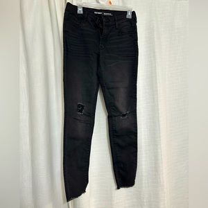 NWOT Old Navy size 6 black rock star mid rise jeans